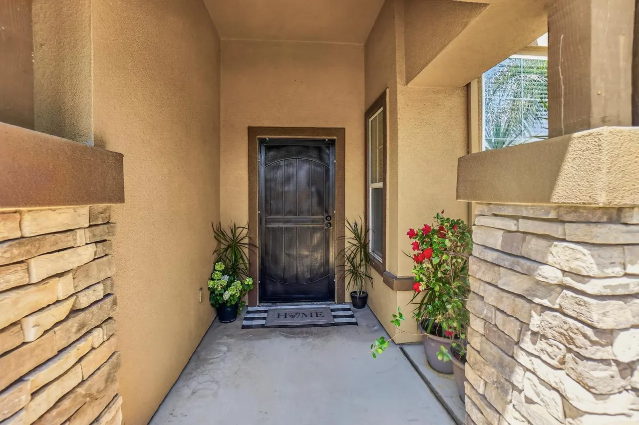 5401 Beckworth Way photo 2