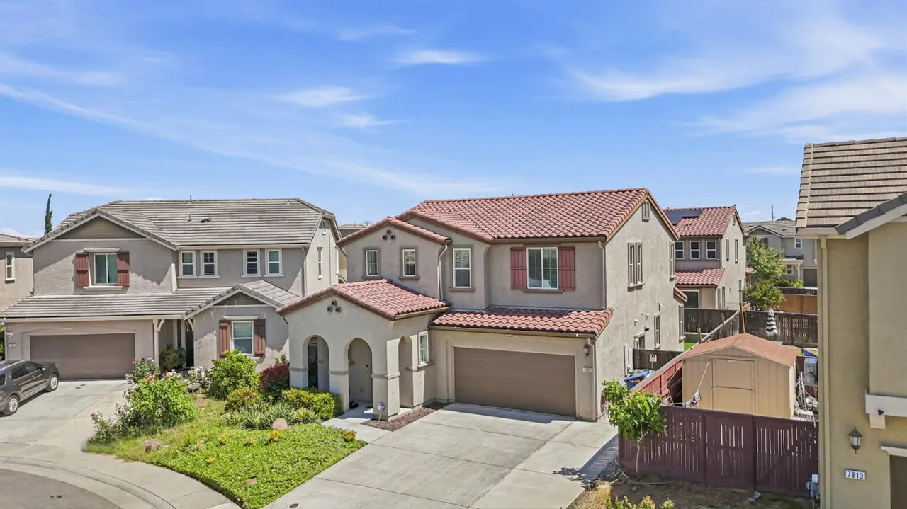 7809 Finnhorse Way photo 4